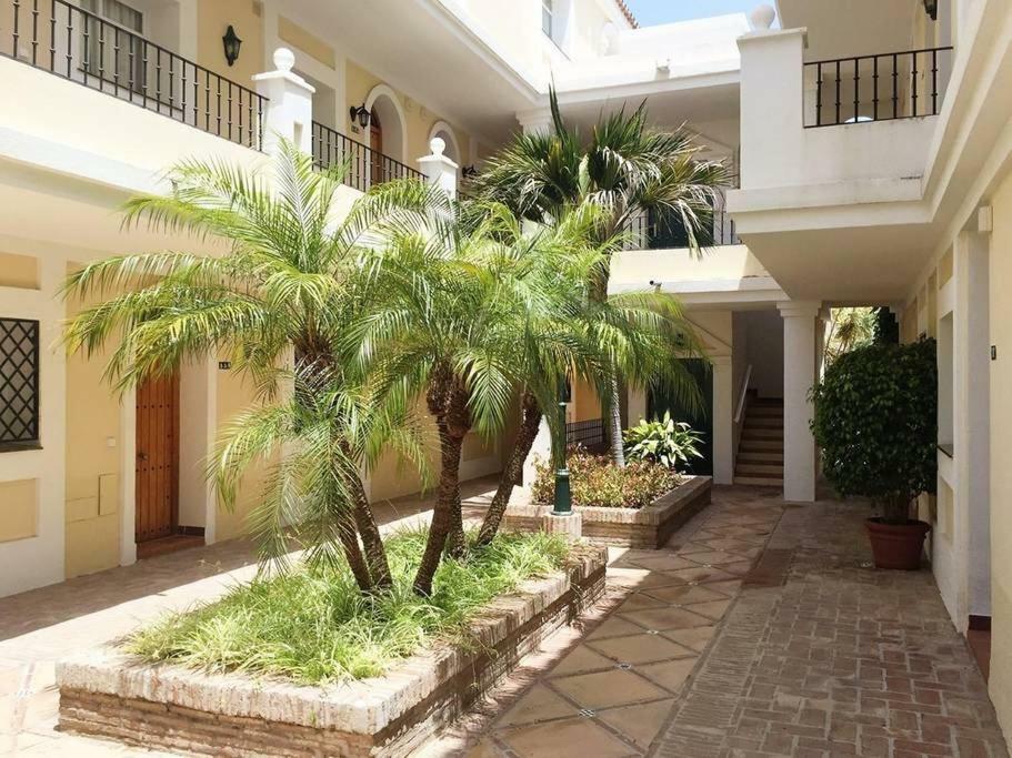 Aloha Gardens Townhouse Apartment มาร์เบยา ภายนอก รูปภาพ